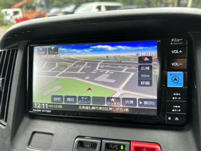 タウンエースバン1.5 GL 4WD　アルトピアーノ　ベージュツートン全塗装済　ベッドキット　セカンドバッテリー　ETC　フルセグTVナビ　バックカメラ　アイドリングストップ　ABS　レーンキープアシスト　盗難防止装置　パワステ　パワーウィンドウ 1500