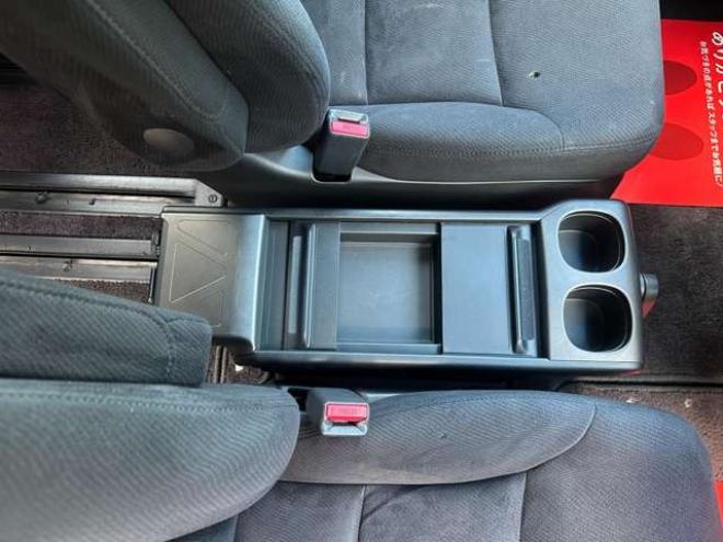 エリシオン2.4 G エアロ HDDナビスペシャルパッケージ 4WD　ABS　バックカメラ　盗難防止装置　エアコン　パワステ　パワーウィンドウ　HDDナビ　ETC　キーレス　3列シート　両側電動スライドドア　アルミホイール　DVD再生　CD　フォグランプ 2400