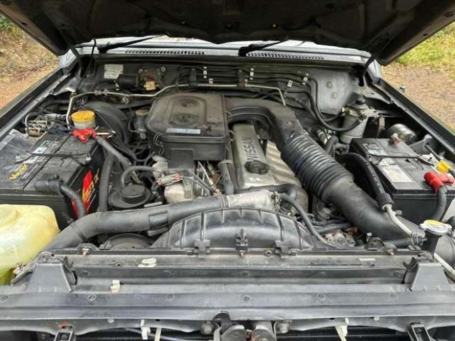 サファリ4.2 エクストラ標準ルーフAD ディーゼル 4WD　リフトアップ　リアヒーター　社外サンルーフ　ドライブレコーダー　ETC　可倒式リアシート　パワステ　社外アルミホイール　社外オーディオ　マッドタイヤ　全塗装済　ターボ 4200