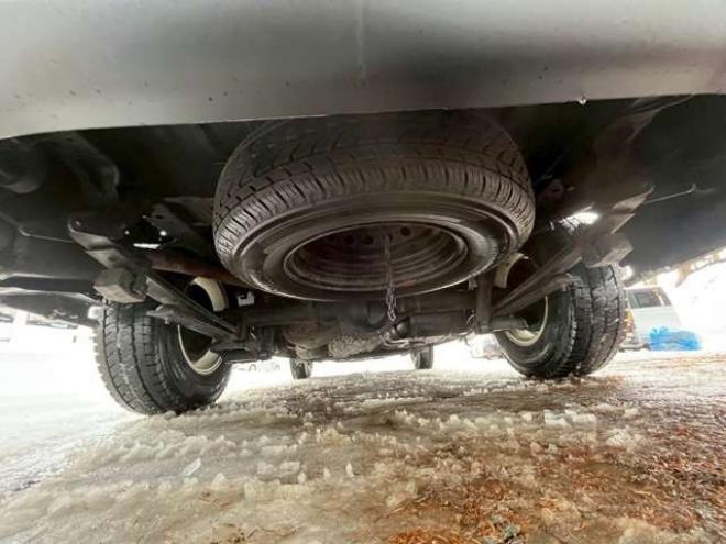 キャラバンNV350 2.5 プレミアムGX ロングボディ ディーゼルターボ 4WD　エンジンスターター　社外11インチナビ　バックカメラ　ETC　ワンオーナー　左側電動スライドドア　社外アルミ　パワーウィンドウ　パワステ　後席モニター　ABS　キーレスエントリー　衝突被害軽減ブレーキ 2500