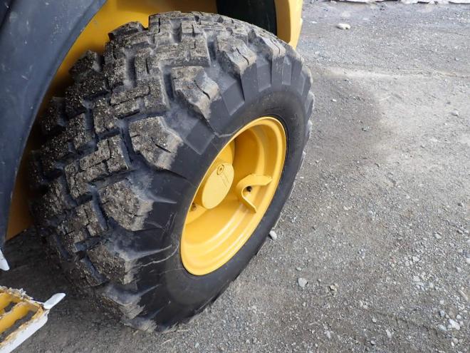 ホイールローダ902C2  スノータイヤ