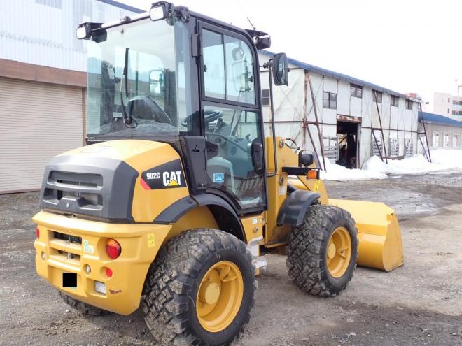 ホイールローダ902C2  スノータイヤ