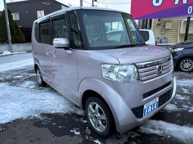 N-BOXカスタムG Lパッケージ 4WD　左側パワースライドドア　SDナビ　　バックモニター　社外アルミホイール冬　社外アルミホイール夏　プッシュスタート　キーレスキー 660