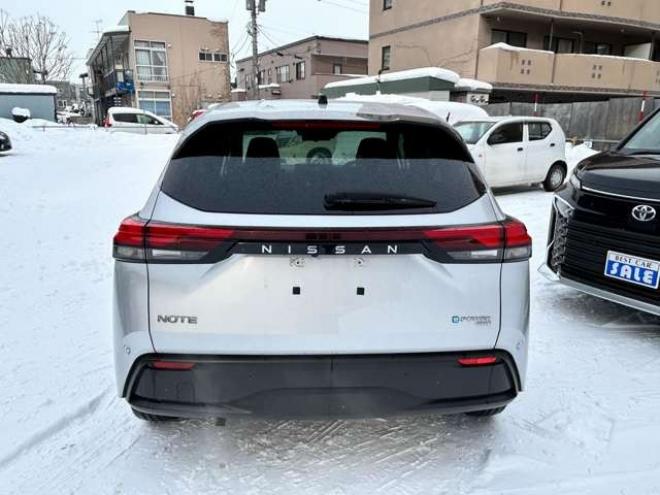 ノート1.2 S FOUR 4WD　ブレーキサポート　車線逸脱警報　バックモニター　コーナーセンサー　フロントモニター　サイドモニター 1200