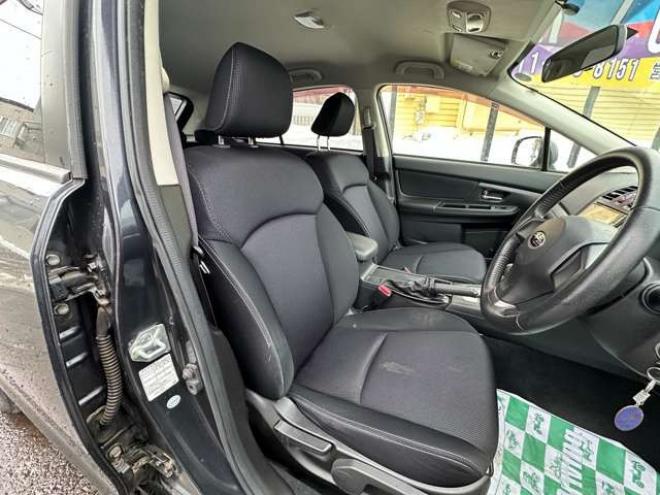 インプレッサスポーツ 1.6 i-L 4WD　SDナビ　Bluetooth　横滑り防止装置　アイドリングストップ　ETC　純正アルミホイール夏　　地デジ 1600