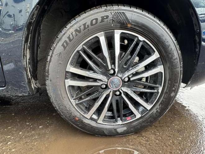 フィット1.5 e:HEV ホーム 4WD　純正ナビ　Bluetooth　バックカメラ　クルーズコントロール　コーナーセンサー　ハーフレザーシート　ETC　ミラーヒーター　横滑り防止装置　ブレーキホールド　USB前後　社外アルミホイール夏 1500