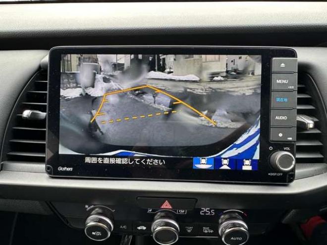 フィット1.5 e:HEV ホーム 4WD　純正ナビ　Bluetooth　バックカメラ　クルーズコントロール　コーナーセンサー　ハーフレザーシート　ETC　ミラーヒーター　横滑り防止装置　ブレーキホールド　USB前後　社外アルミホイール夏 1500