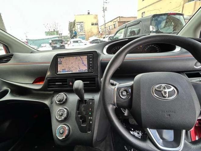 シエンタ1.5 X 4WD　ナビバックモニターフルセグTV　パワースライドドア　ETC　ワンオーナー　衝撃緩和ヘッドレスト 1500