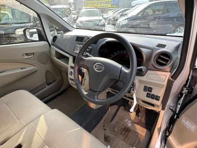 ムーヴL SA 4WD　横滑り防止装置　衝突軽減ブレーキ　純正CDオーディオ　社外アルミホイール夏 660