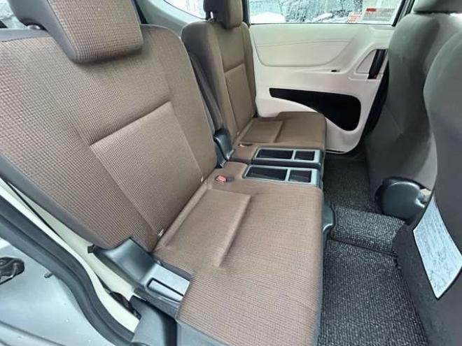 シエンタ1.5 G 4WD　左右電動スライドドア　ビルトインETC　ナビフルセグTVバックモニター　プリクラッシュブレーキ 1500