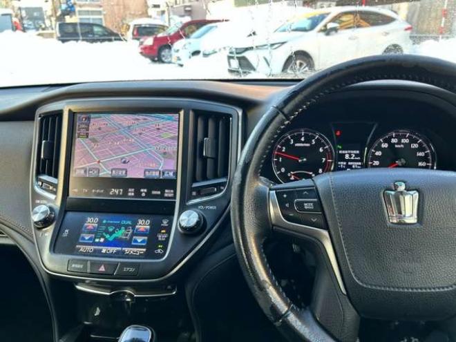 クラウンアスリート 2.5 i-Four 4WD　 2500