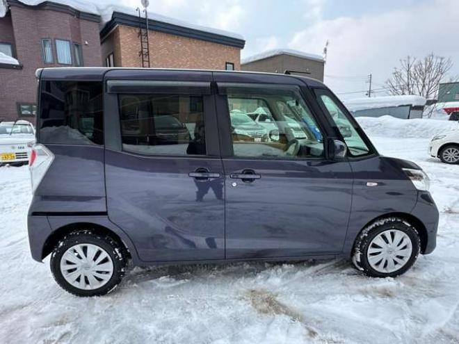 デイズルークスS 4WD　シートシーター　アイドリングストップ　横滑り防止装置　衝突軽減軽減ブレーキ　ETC　スチールホイール冬 660