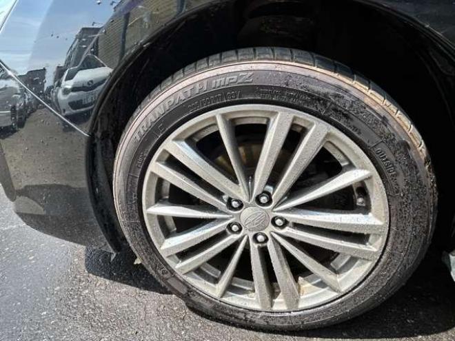 インプレッサG4 2.0 i-S アイサイト 4WD　夏冬タイヤセットETCアイドリングストップ 2000