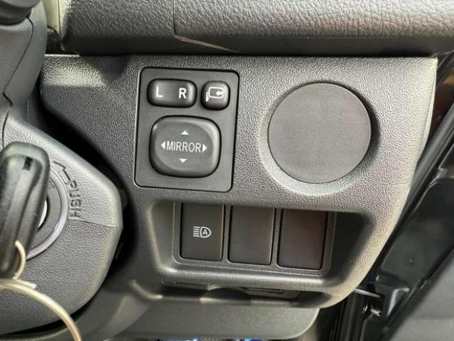 ハイエースバン2.8 DX ロング ディーゼルターボ 4WD　登録未使用車　寒冷地仕様　パノラミックビューモニター　デジタインナーミラー　LEDヘッドランプ　電動格納ミラーヒータ付　リアAC　リアヒーター　スライドドアイージークローザー　バックドアイージークローザー 登録済未使用車 2800