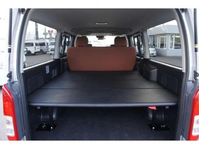 レジアスエース2.8 スーパーGL ロングボディ ディーゼルターボ 4WD　415COBRA丸目キット&CL3フロントリップ&ステージIリアスポ　415SAFARIオーバーフェンダー　ESSEXステラ16インチAW　TOYOオープンカントリーR/T　415COBRAベッドキット　寒冷地仕様　純正ETC 新品シートカバー 2800