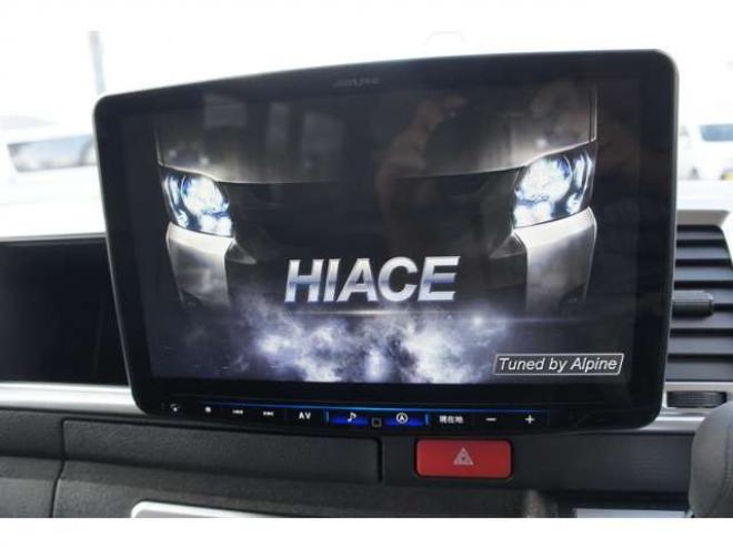 ハイエースバンスーパーロングHR　8人乗りキャンピング4WD　走行充電&外部充電&サブバッテリー　　　&FFヒーター&冷蔵庫&シンク&給排水　アルパインBIG-X&フリップダウン　415COBRAフロントリップ&バッドラッカー17AW　デジタルインナー　全方位カメラ 2700