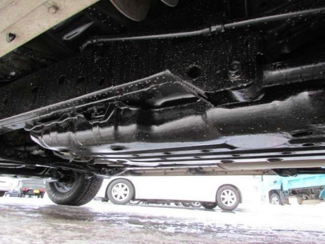 ハイラックスサーフ2.7 SSR-X リミテッド 4WD　MID17インチホイール/LEDヘッドライト/LEDフォグ/リアフォグ/キーレス/社外ナビ/バックカメラ 2700