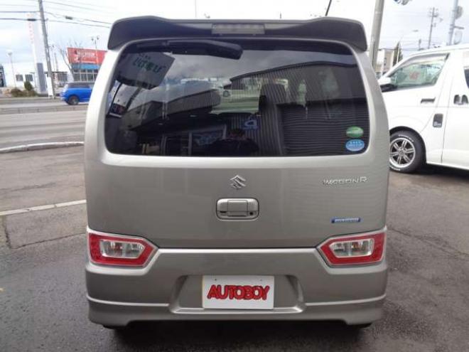 ワゴンRハイブリッド FZ セーフティパッケージ装着車 4WD　ワンオーナー車　全方位モニター　スマートキー　社外ナビ　新品シートカバー 660