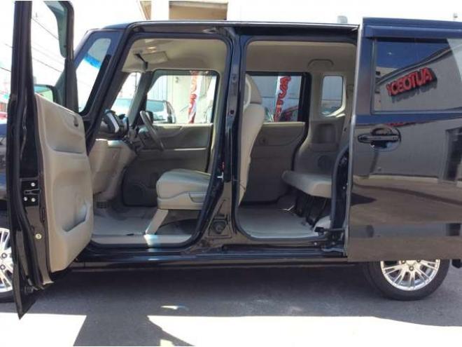 N-BOXG ターボパッケージ 4WD　パワスラ　スマートキー　クルーズコントロール　ドラレコ　バックカメラ　メモリーナビ　ETC　電動格納ミラー　オートライト　横滑り防止　アイドリングストップ　パナソニックフルセグTV　メモリナビ　Bluetooth 660