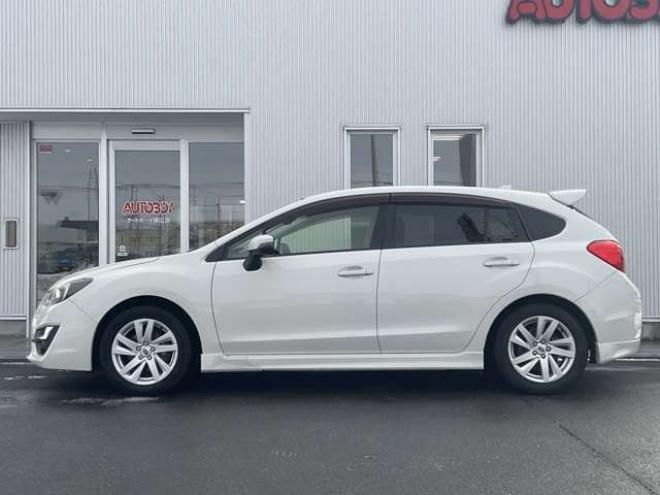 インプレッサスポーツ 2.0 i アイサイト 4WD　後期型　プッシュスタート　スマートキー　KENWOOD製ナビTV　Bluetooth バックカメラ　レーダークルーズコントロール　ETC　HIDヘッドライト　リアスポイラー　エアロ(サイド・リア) 2000