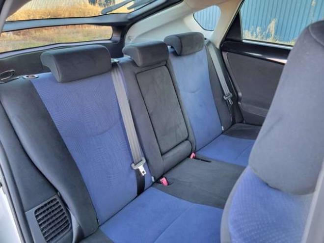 プリウス1.8 S　下廻り防錆塗装済 コムテック製ドラレコ  ケンウッド製社外ナビ フルセグ Bluetooth バックカメラ ETC フロント&テールエアロ プッシュスタート スマートキー 社外アルミ 2WD 1800