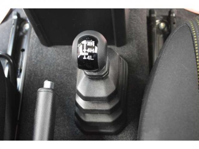 ジムニーXC 4WD　ワンオーナー車4WDターボセーフティサポート搭載アイドリングストップ横滑り防止装置7インチディスプレイモニターETCハイビームアシストLEDライトクルーズコントロール 660