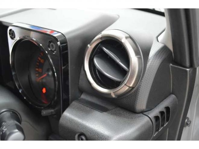 ジムニーシエラ1.5 JC 4WD　ワンオーナー車4WDセーフティサポート搭載アイドリングストップハイビームアシストLEDライト後退時ブレーキサポートETCクルーズコントロール横滑り防止装置ヒルホールドコントロール 1500