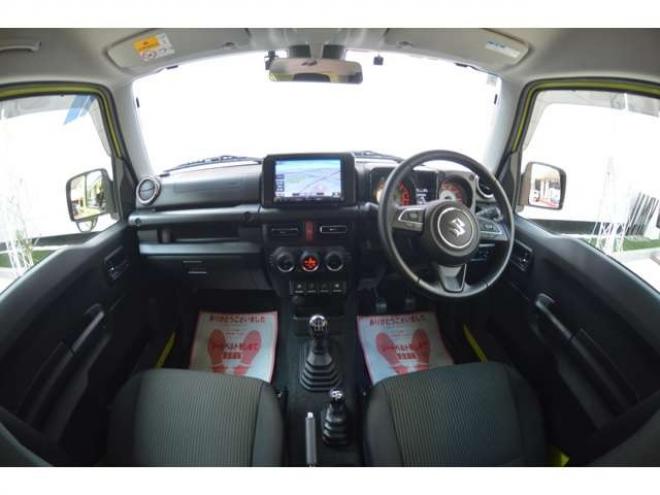 ジムニーXC 4WD　ワンオーナー車5速マニュアル4WDターボセーフティサポート搭載8インチナビTVドライブレコーダーLEDライトETCクルーズコントロール純正マットフラップ 660