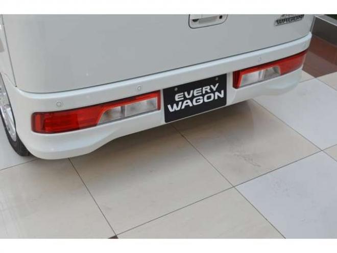 エブリィワゴン PZターボスペシャル 4WD　ワンオーナー車4WDターボセーフティサポート搭載アイドリングストップ横滑り防止装置7インチワイドナビTVバックカメラ両側オートスライドドアオートステップリアパーキングセンサーハイビームアシストLED 660