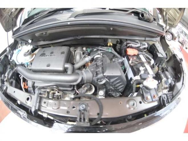 N-BOXカスタム 660 L 4WD　ワンオーナー車4WDホンダセンシング両側オートスライドドア純正ギャザーズナビTVバックカメラETCハイビームアシストLEDライトアダプティブクルーズコントロールドライブレコーダーシートヒーター 660