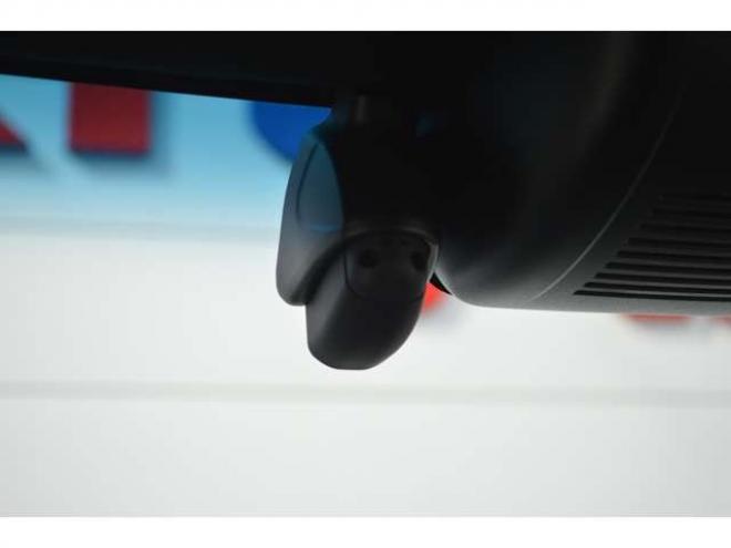 N-BOXカスタム 660 L 4WD　ワンオーナー車4WDホンダセンシング両側オートスライドドア純正ギャザーズナビTVバックカメラETCハイビームアシストLEDライトアダプティブクルーズコントロールドライブレコーダーシートヒーター 660