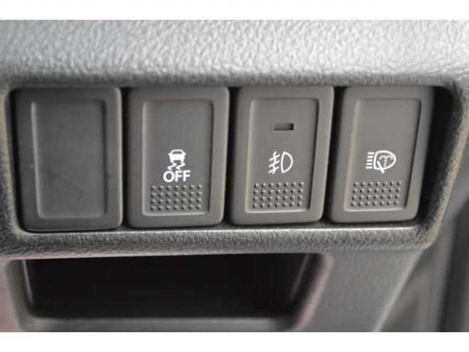 SX4S-CROSS 1.6 4WD　ワンオーナー車ALLGRIP4WD横滑り防止装置パドルシフト横滑り防止装置7インチワイドナビTVディスチャージヘッドライトETCクルーズコントロール社外18インチアルミ 1600