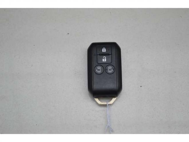 スペーシアハイブリッド X 4WD　レンタアップ車ハイブリッド4WDセーフティサポート搭載デュアルカメラブレーキサポート後退時ブレーキサポート両側オートスライドドア7インチワイドナビTVバックカメラETCハイビームアシスト 660