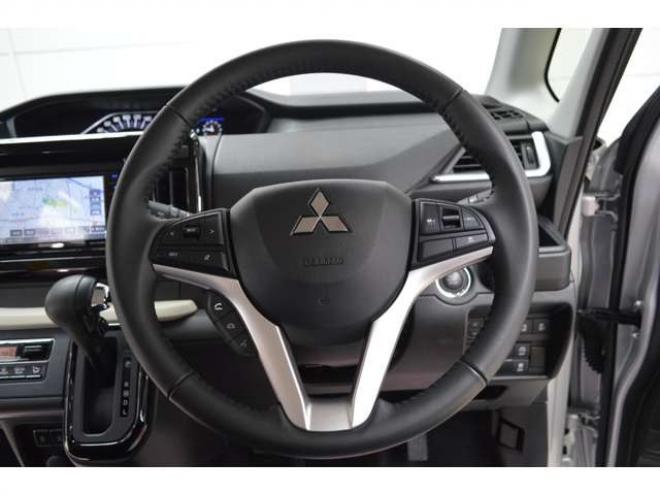 デリカD:2 1.2 ハイブリッド MZ 全方位カメラ付ナビパッケージ 4WD　レンタアップ車ハイブリッド4WDセーフティサポート搭載アイドリングストップ両側オートスライドドア全方位モニター付ナビTVバックカメラLEDアダプティブクルーズコントロールETCヘッドアップディスプレイ 1200