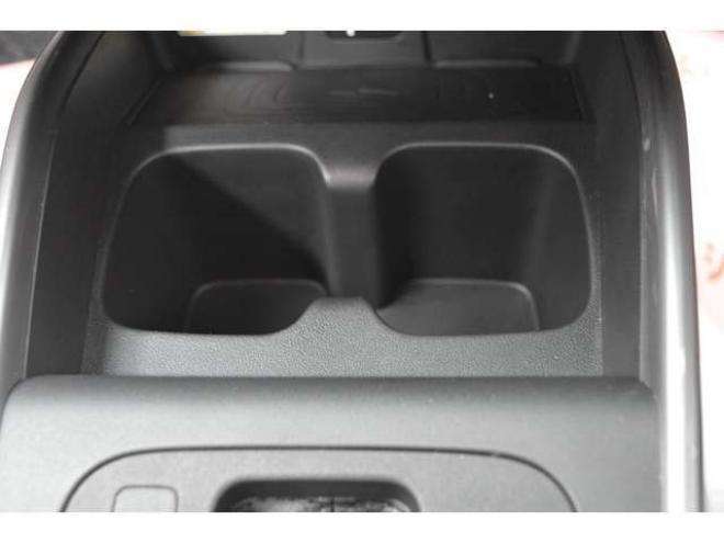 フロンクス1.5 4WD　ハイブリット4WDセーフティサポート搭載4WDスズキコネクト対応通信機装着車アダプティブクルーズコントロール全方位モニター付き9インチナビTVバックカメラハイビームアシストLEDライト 登録済未使用車 1500