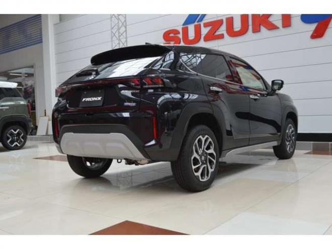 フロンクス1.5 4WD　ハイブリット4WDセーフティサポート搭載4WDスズキコネクト対応通信機装着車アダプティブクルーズコントロール全方位モニター付き9インチナビTVバックカメラハイビームアシストLEDライト 登録済未使用車 1500
