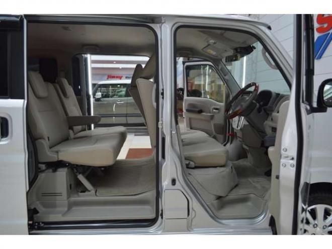 エブリィワゴン PZターボスペシャル 4WD　ワンオーナー車4WDターボセーフティサポート搭載アイドリングストップ横滑り防止装置7インチナビTV両側オートスライドドアオートステップETCハイビームアシストLEDウッドコンビハンドルアイドリングストップ 660