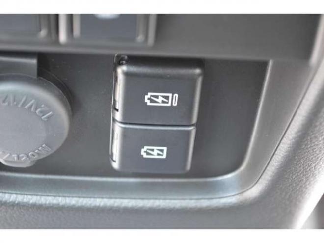 ハスラータフワイルド 4WD　ワンオーナー特別仕様車ハイブリッド4WDセーフティサポート搭載アイドリングストップデュアルカメラブレーキサポート後退時ブレーキサポート横滑り防止装置ハイビームアシストLEDアダプティブクルーズコントロール 660