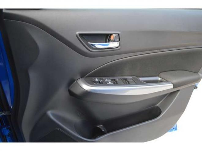 スイフト1.2 ハイブリッド RS セーフティパッケージ装着車 4WD　ワンオーナー車ハイブリッド4WDパドルシフトセーフティサポート搭載アイドリングストップ全方位モニター付8インチナビTVバックカメラLEDライトアダプティブクルーズコントロールドラレコ 1200