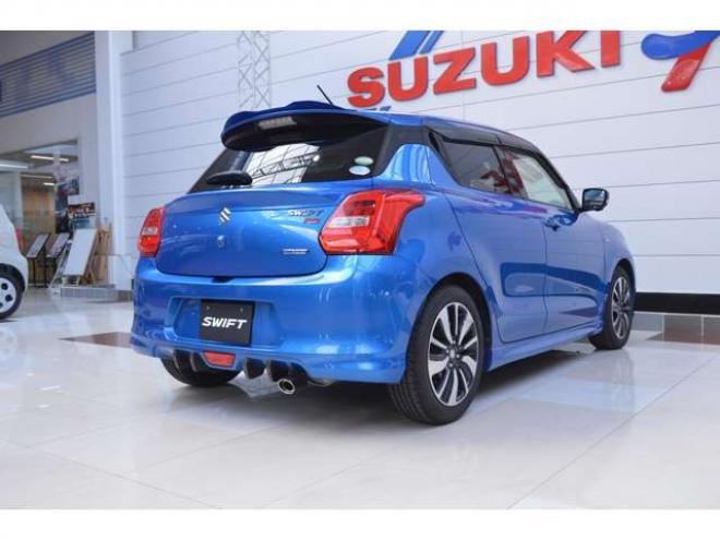 スイフト1.2 ハイブリッド RS セーフティパッケージ装着車 4WD　ワンオーナー車ハイブリッド4WDパドルシフトセーフティサポート搭載アイドリングストップ全方位モニター付8インチナビTVバックカメラLEDライトアダプティブクルーズコントロールドラレコ 1200