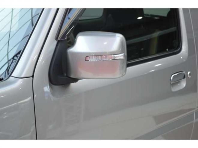 ジムニーランドベンチャー 4WD　ワンオーナー特別仕様車5速マニュアル4WDターボハーフレザーシートヒーターETCドライブレコーダー 660