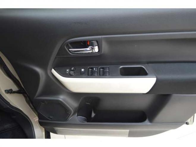 クロスビー1.0 ハイブリッド MZ 4WD　ワンオーナー車ハイブリット4WDターボパドルシフトセーフティサポート搭載アダプティブクルーズコントロールアイドリングストップ全方位モニター付8インチナビTVバックカメラハイビームアシストLEDライト 1000