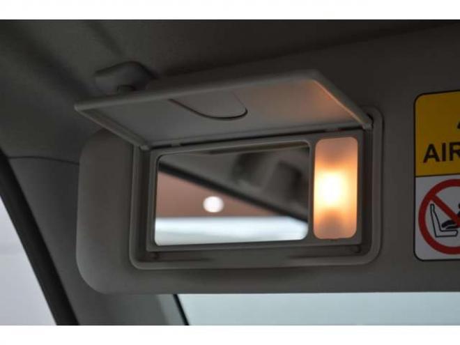 ラパンLC 660 ハイブリッド X 4WD　ハイブリット4WD全方位モニタ用カメラパッケージセーフティサポート搭載スズキコネクト対応機装着車ハイビームアシストLEDライト横滑り防止装置シートヒーター 登録済未使用車 660