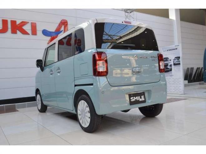 ワゴンRスマイルハイブリッド X 4WD　クリームコーデセーフティサポートスズキコネクト対応9インチ全方位ナビLEDハイブリット4WDセーフティサポート搭載アイドリングストップハイビームアシストLEDライト両側オートスライドドアパーキングセンサー 登録済未使用車 660