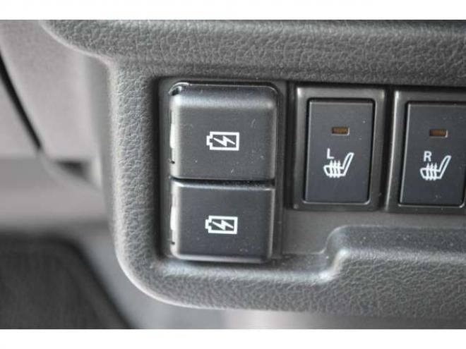 ワゴンRスマイルハイブリッド X 4WD　ワンオーナーセーフティサポートSDナビTV 660