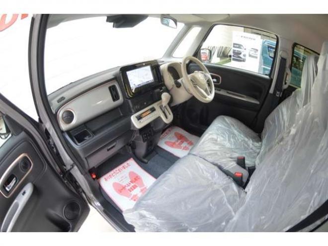 ワゴンRスマイルハイブリッド X 4WD　届出済未使用車ハイブリッド4WDセーフティプラスパッケージ全方位モニター9インチナビTVバックカメラ両側オートスライドドアアダプティブクルーズコントロールヘッドアップディスプレイ 660