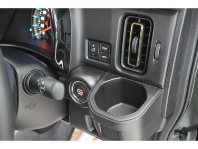 ハスラーハイブリッド X 4WD　届出済未使用車ハイブリッド4WDセーフティサポート搭載スズキコネクト対応通信機装着車全方位モニター9インチナビTVバックカメラアダプティブクルーズコントロールハイビームアシストLEDライト 660