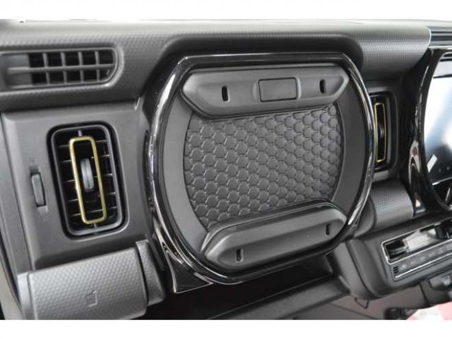 ハスラーハイブリッド X 4WD　届出済未使用車ハイブリッド4WDセーフティサポート搭載スズキコネクト対応通信機装着車全方位モニター9インチナビTVバックカメラアダプティブクルーズコントロールハイビームアシストLEDライト 660