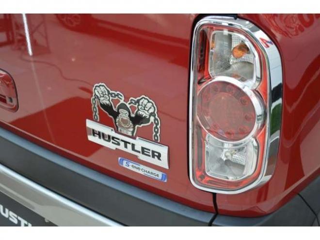 ハスラーJ 4WD　ワンオーナー車Sエネチャージ4WDブラックインテリアパッケージ純正7インチワイドナビTVバックカメラセーフティサポート搭載ハーフレザーシートLEDライト 660