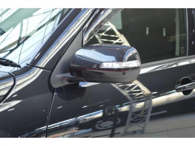 エスクード2.4 XG 4WD　ワンオーナー車5速マニュアル4WD横滑り防止装置SDナビTVバックカメラETCクルーズコントロールドライブレコーダーディスチャージヘッドライト純正17インチアルミシートヒーター 2400